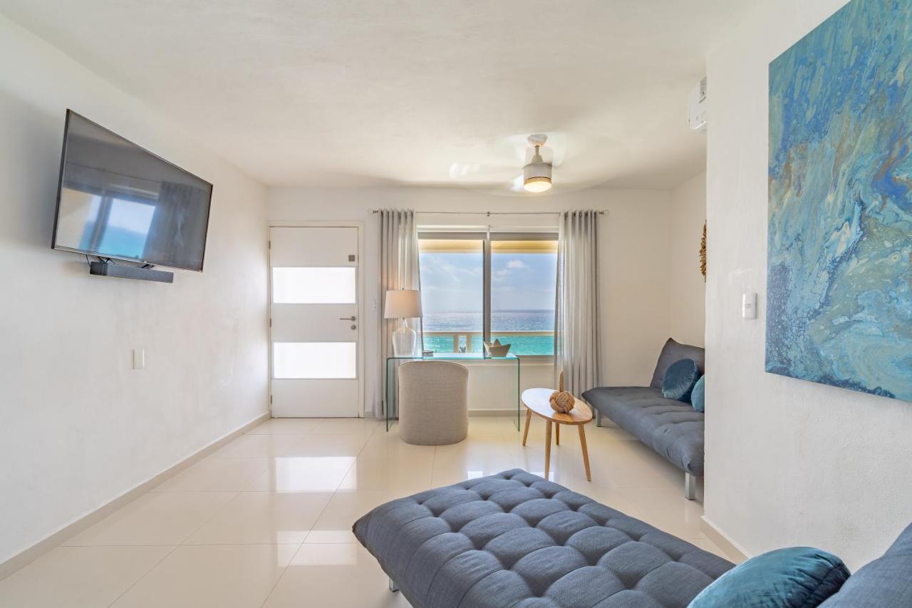 Ocean View Three Bedroom, Three Story Penthouse By The Beach Cancún Kültér fotó