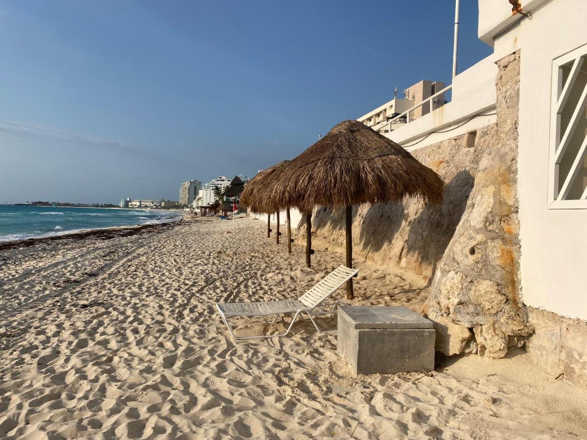 Ocean View Three Bedroom, Three Story Penthouse By The Beach Cancún Kültér fotó