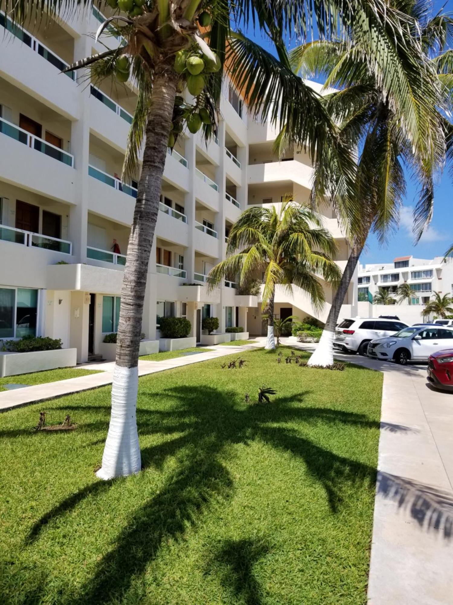 Ocean View Three Bedroom, Three Story Penthouse By The Beach Cancún Kültér fotó